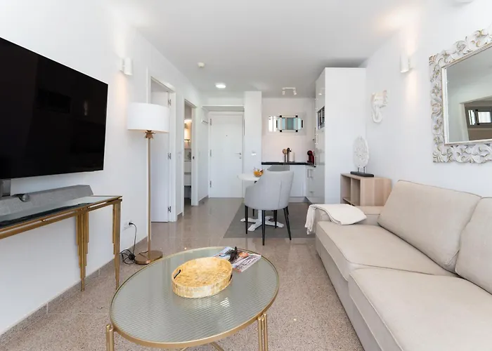 Palm View Camelias *