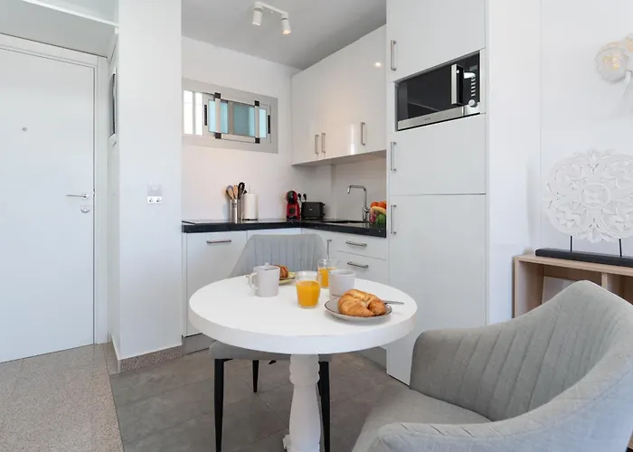 Διαμέρισμα Palm View Camelias *